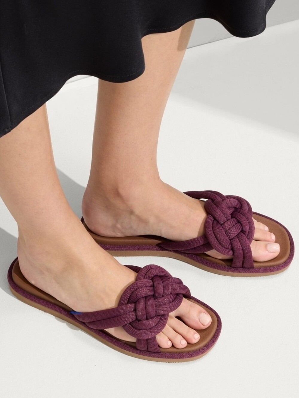 NEW ROTHYS Burgundy Blackberry Knot Summer Resort Vacation Cushion Sandals